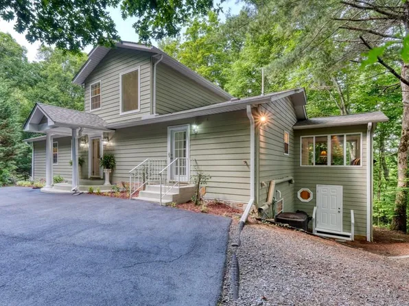 549 Cook Mountain Dr, Blairsville, GA 30512