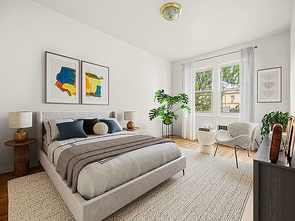 3rd image of 425 Winthrop St #1