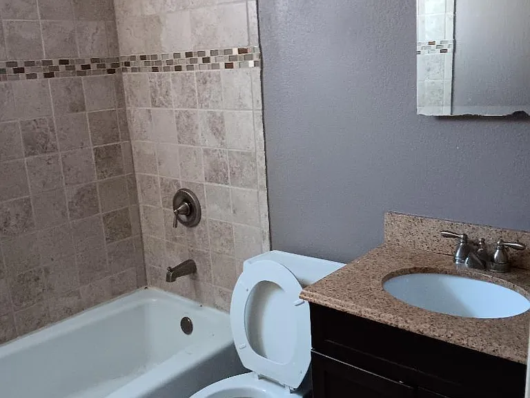 2390 E Vassar Ave — Photo 9