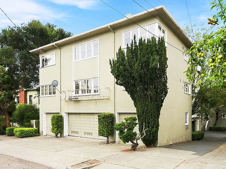 1526 Arch St — Photo 24
