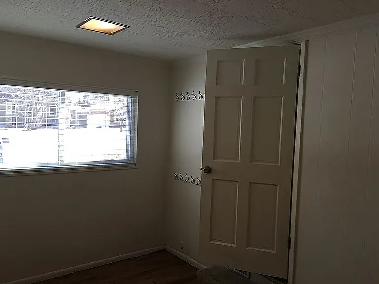 441 Poplar St — Photo 19