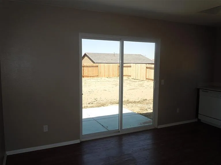11968 Poppy Rd — Photo 6