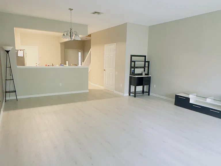 5009 Hawkstone Dr — Photo 16