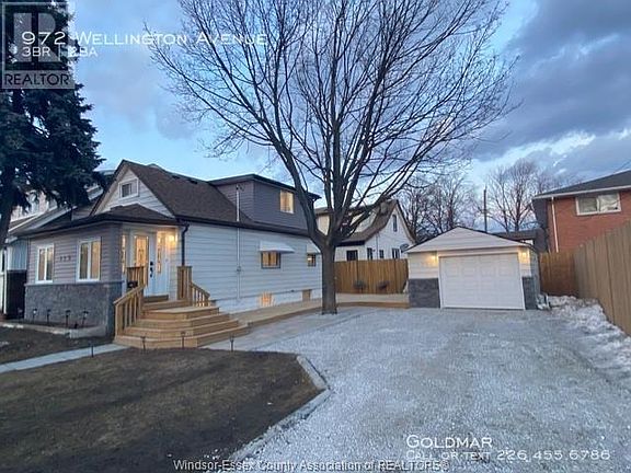 2nd image of 972 Wellington Ave #2