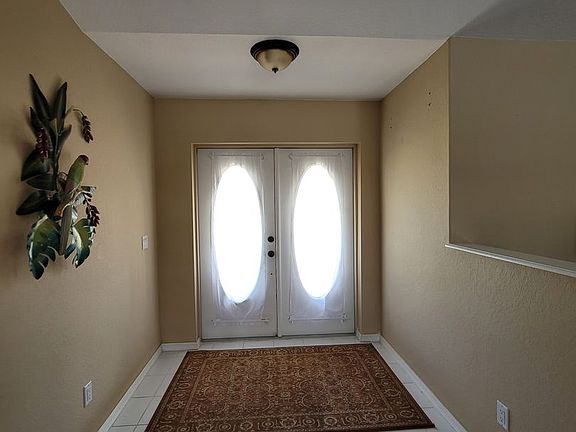 5th image of 2120 SW 47th Ter