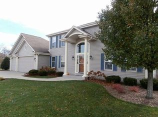 6728 S Longview Ct, Franklin, WI 53132
