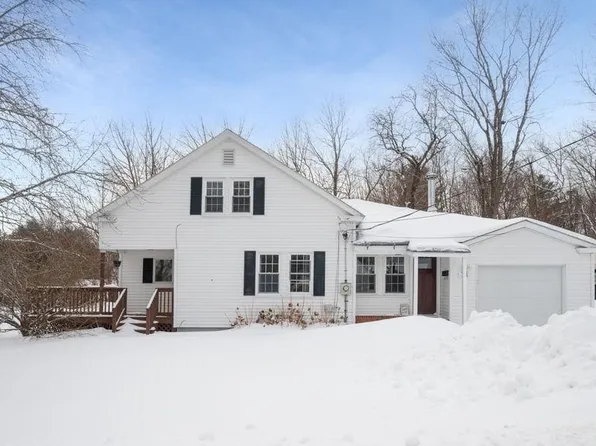 11 Nash Parkway, Somersworth, NH 03878