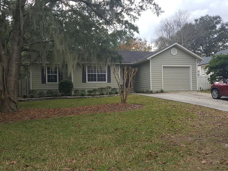 1st image of 3626 NW 84th Dr
