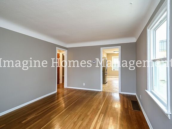 2nd image of 14701 Delaware Ave