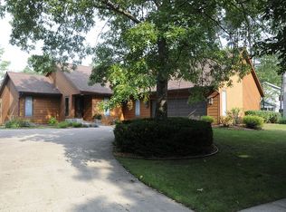 5601 Pine Meadow Dr, Midland, MI