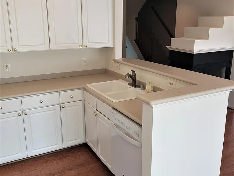1928 Crescent Park Dr #29B — Photo 15