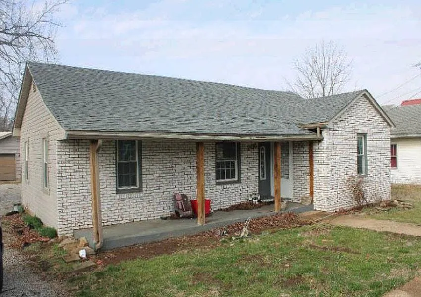 205 S Jackson St photo 1