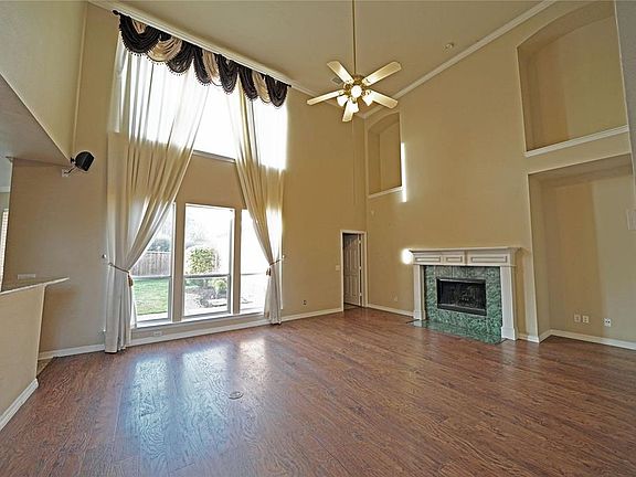 3rd image of 3108 Kimble Dr