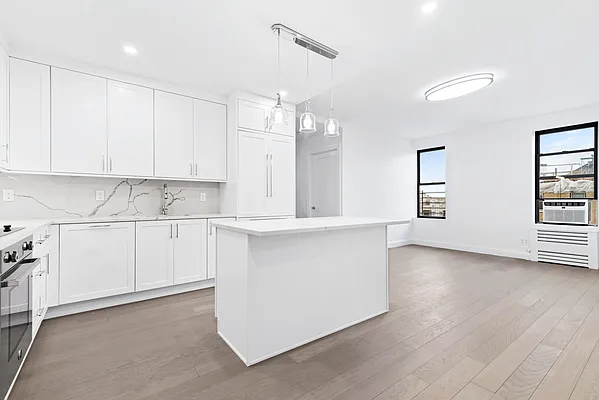 Rented by Corcoran | media 78