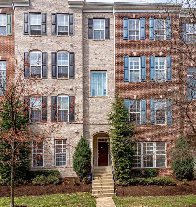 1st image of 2276 Margraf Cir #380