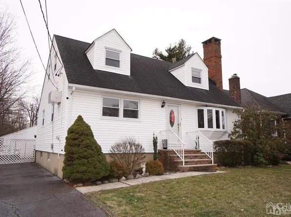122 Berkley Ave, Colonia, NJ 07067