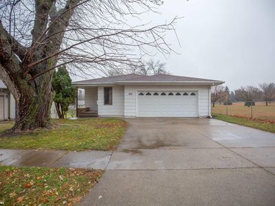 931 E Oak St, Algona, IA, 50511