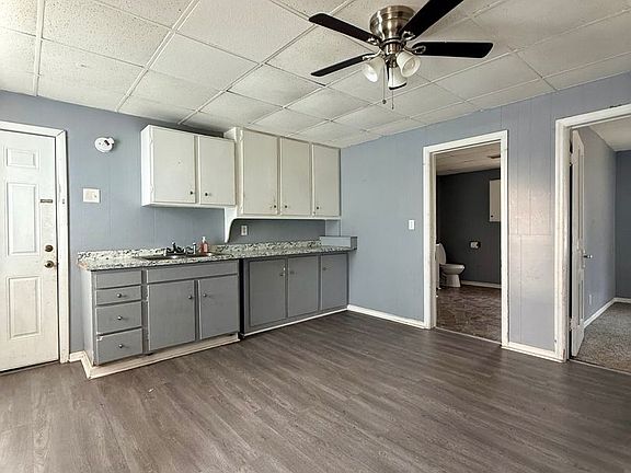 5th image of 45 Van Derveer St