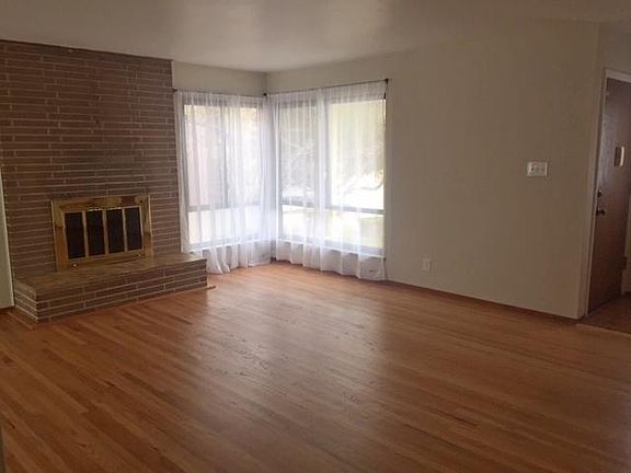 2nd image of 245 Cuesta Dr