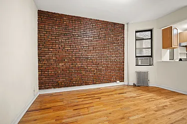 Rented by Cooper & Cooper Real Estate