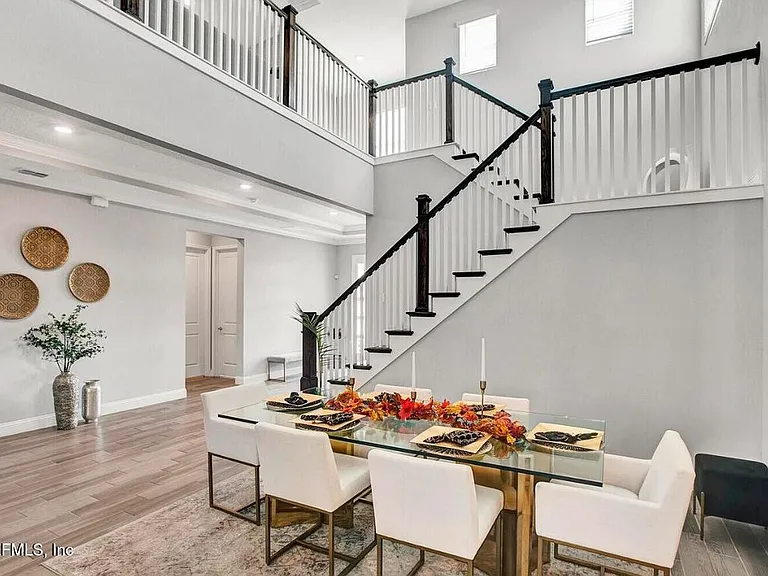 489 Caribbean Pl — Photo 9