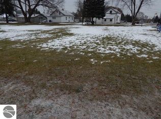 107 7th St, Manton, MI