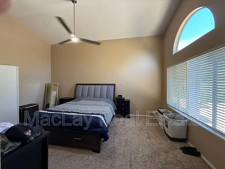 450 W Musket Pl — Photo 14