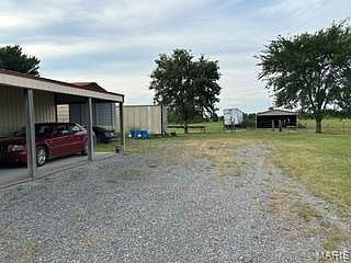 4th image of 524 Southcreek Rd