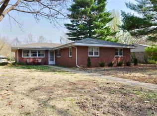 1736 Ranser Rd, Manhattan, KS 66502