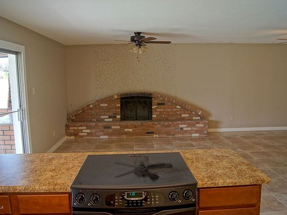 3rd image of 4223 W Garden Dr