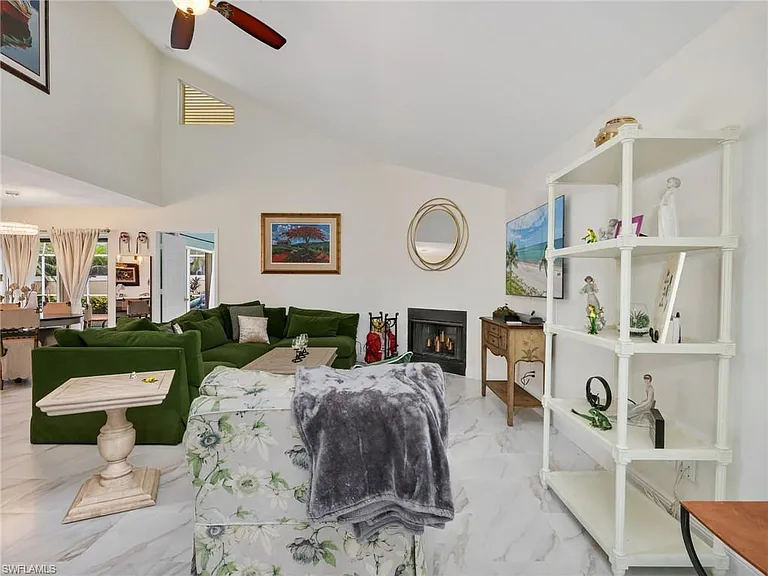 1256 Naples Lake Dr — Photo 19