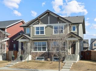 849 NW Mahogany Blvd SE, Calgary, AB T3M 2H1