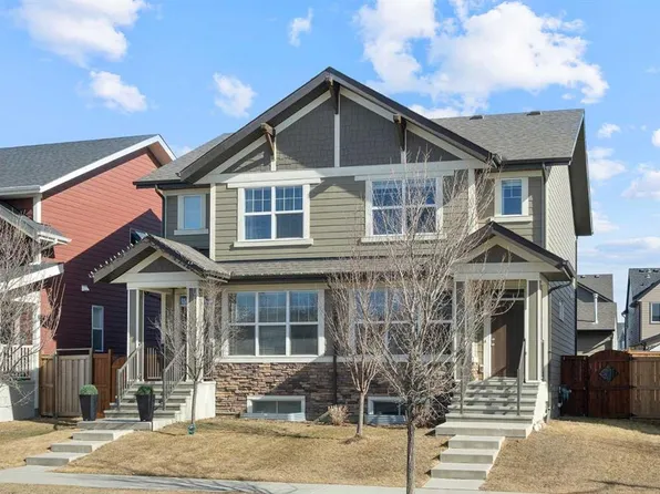849 NW Mahogany Blvd SE, Calgary, AB T3M 2H1