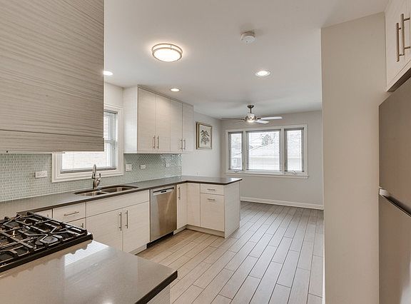 4th image of 4420 N Osage Ave