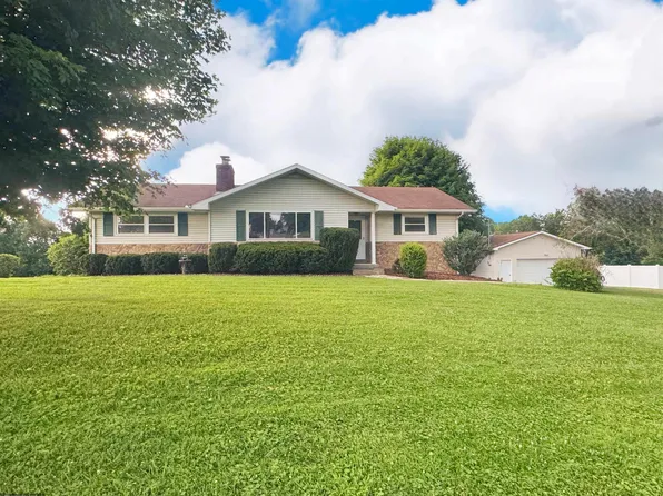 3694 Fairmont Ave, Fairmont, WV 26554