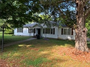 44 Cox St, Carrollton, AL 35447