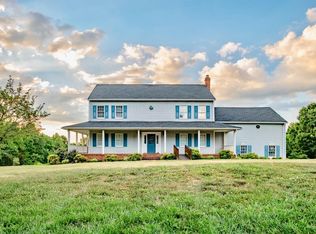 1729 James River Rd, Gladstone, VA 24553