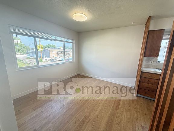 4th image of 795 Garfield St APT 14