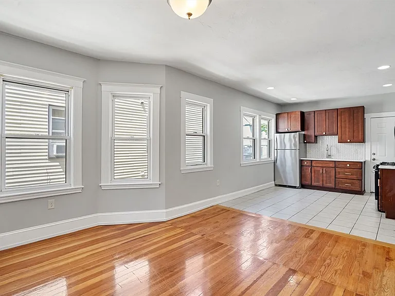 32 Millet St #2 — Photo 4