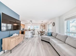 Solaris, Edmonton, AB T6W 1X4