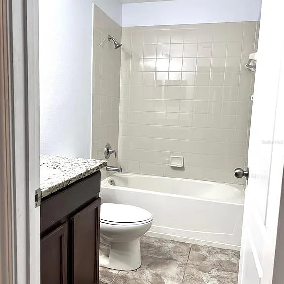9741 Trumpet Vine Loop — Photo 21