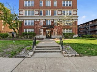 5330 Pershing Ave APT 807, Saint Louis, MO