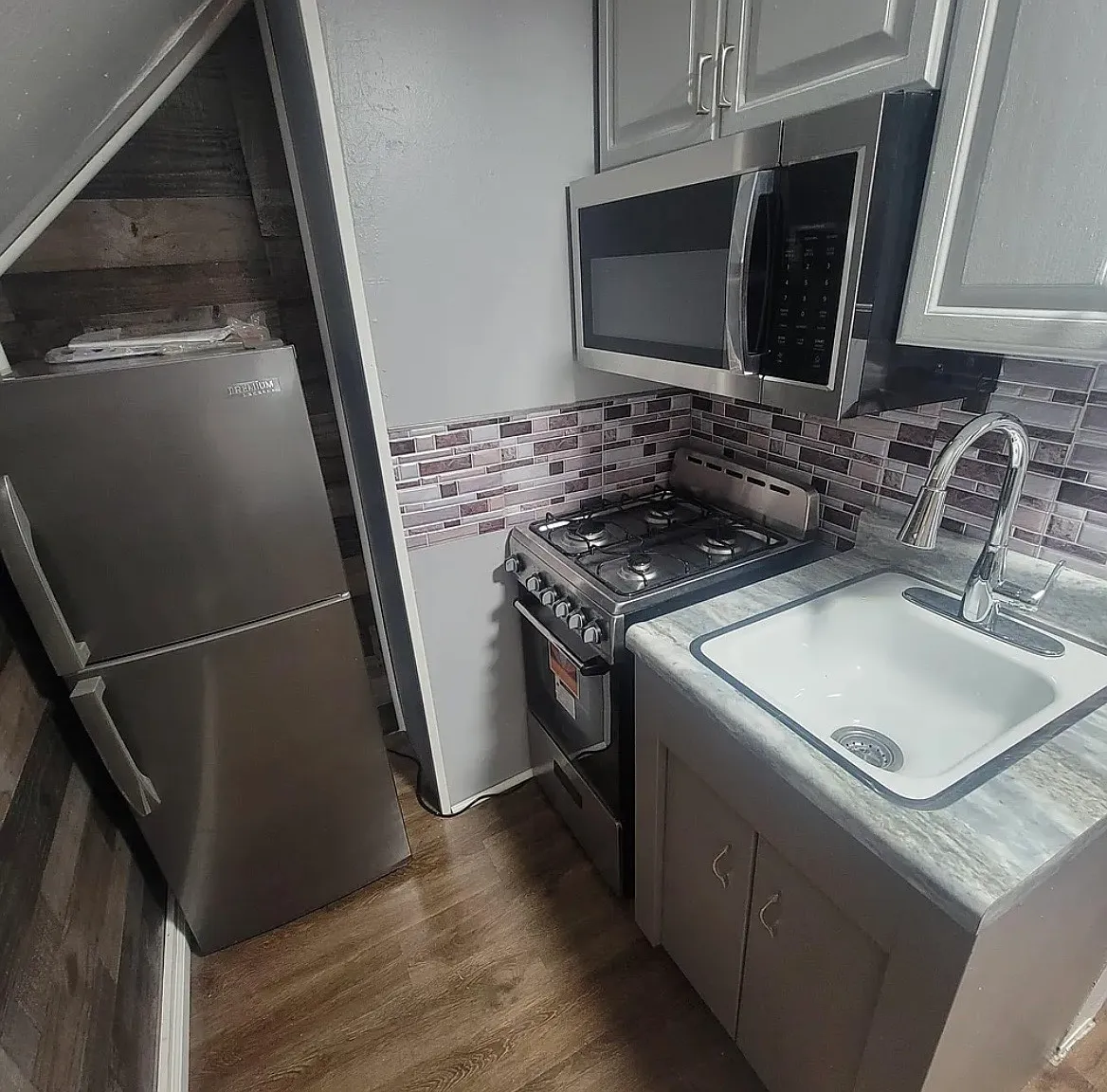 1 bed, $1,099 — Photo 2