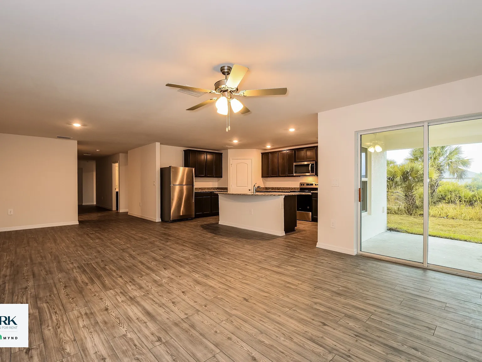 4 bed, 2.0 bath, 1857 sqft, $2,045 — Photo 4