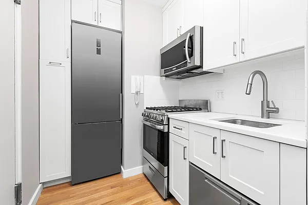 Sold by Level Group | media 1