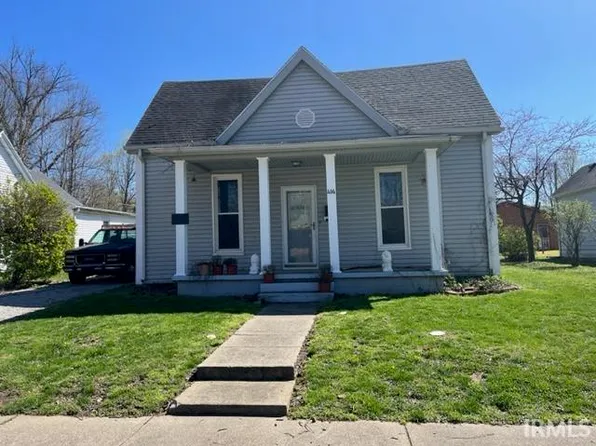 414 S Vine St, Boonville, IN 47601