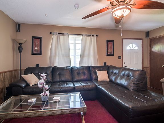 5th image of 2307 Woodsman Dr