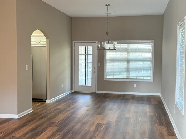 332 Park West Blvd, Athens, GA 30606