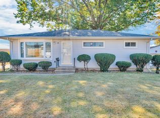 43 24th Ave SW, Cedar Rapids, IA 52404