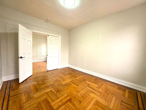 4th image of 296 E 92nd St #2F